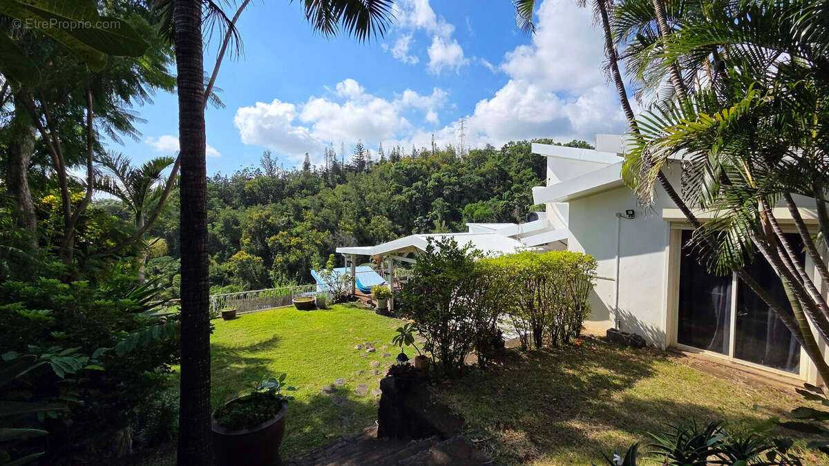 Maison à SAINT-DENIS