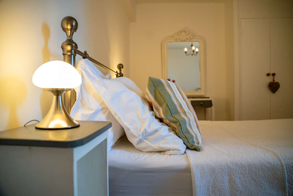 Maison à BELVEZE-DU-RAZES