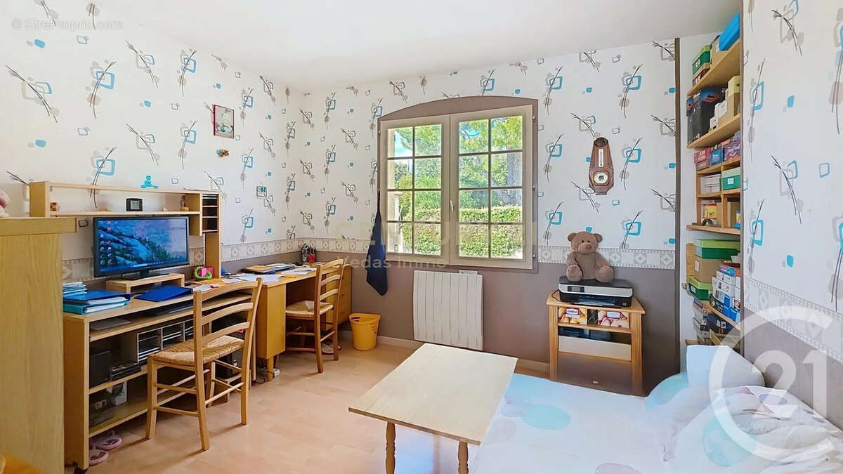 Maison 185 m² à Saint-Jean-De-Vedas  - photo 15