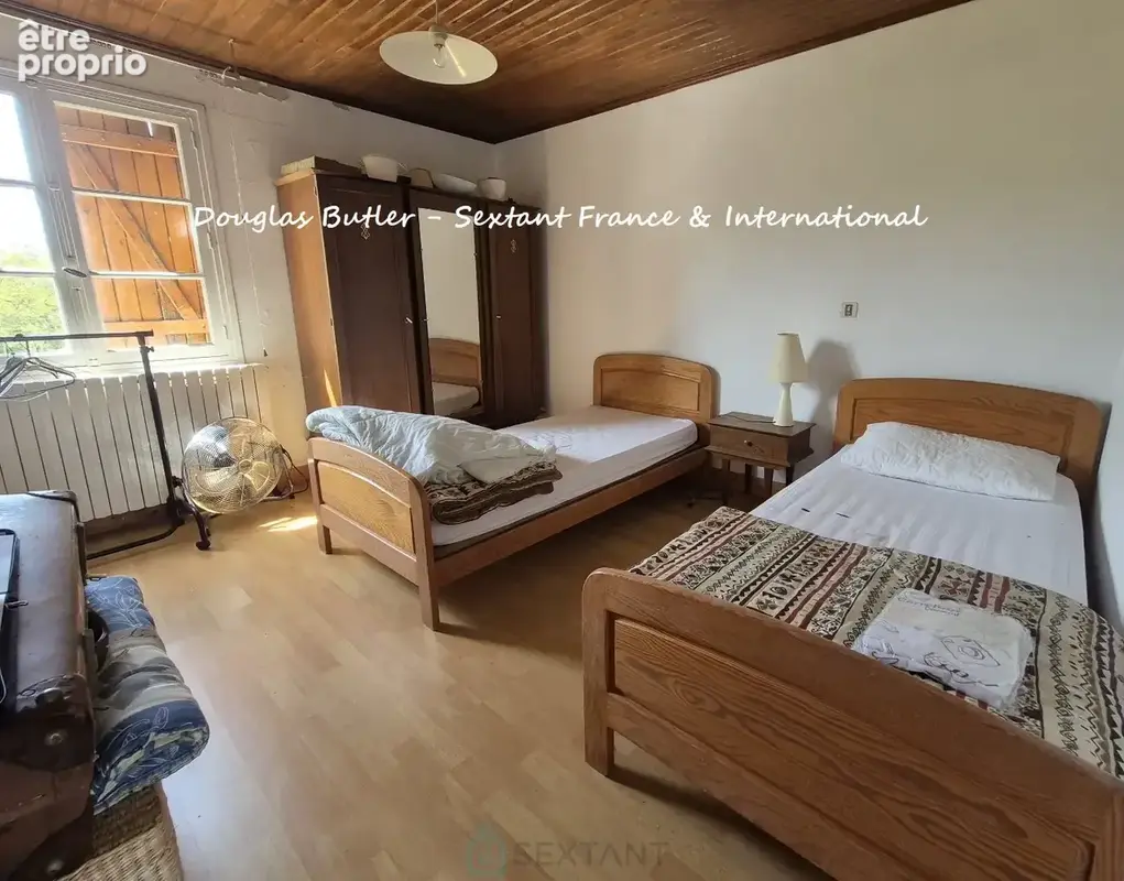 Superbe propriété en pierre de caractère avec gîte, annexe et vue dégagée - photo 12