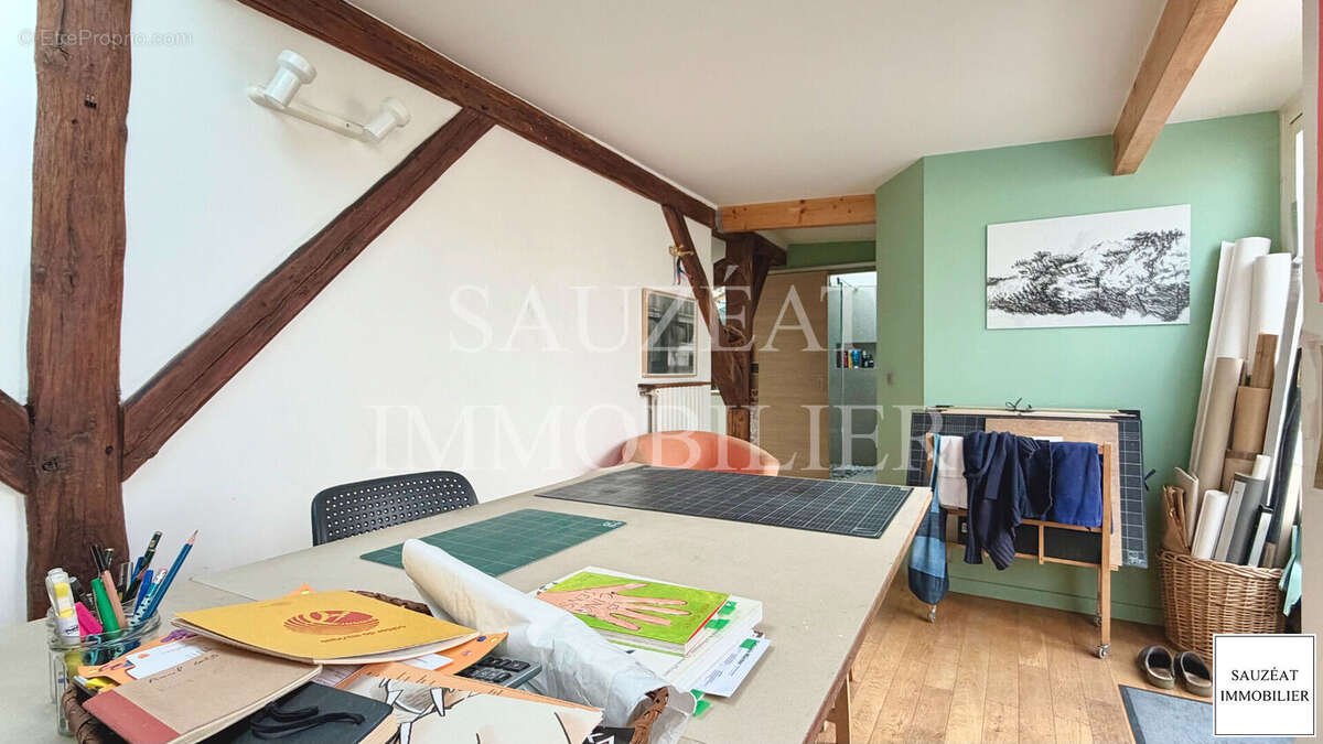 Appartement à MONTROUGE