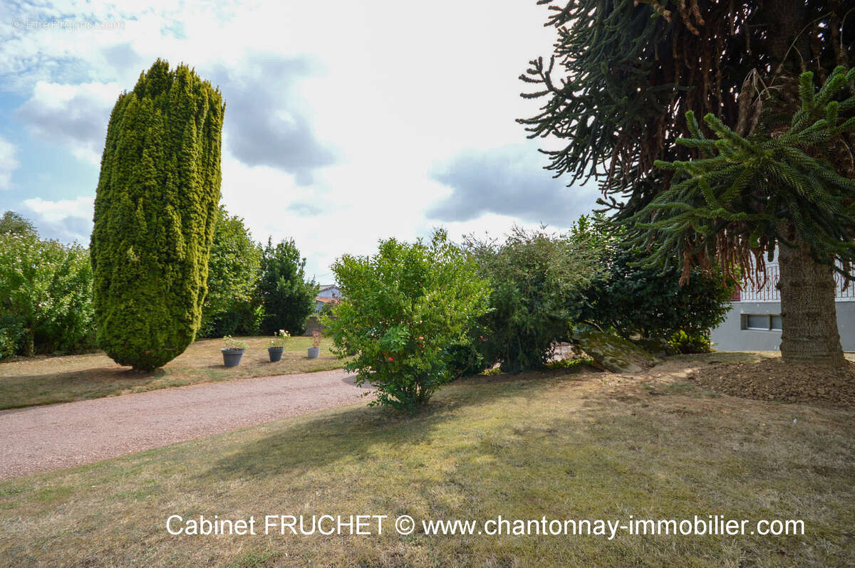 Maison à LE BOUPERE