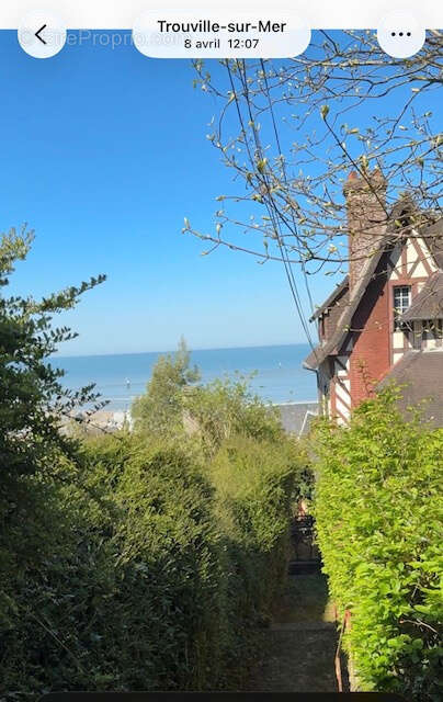 Appartement à TROUVILLE-SUR-MER