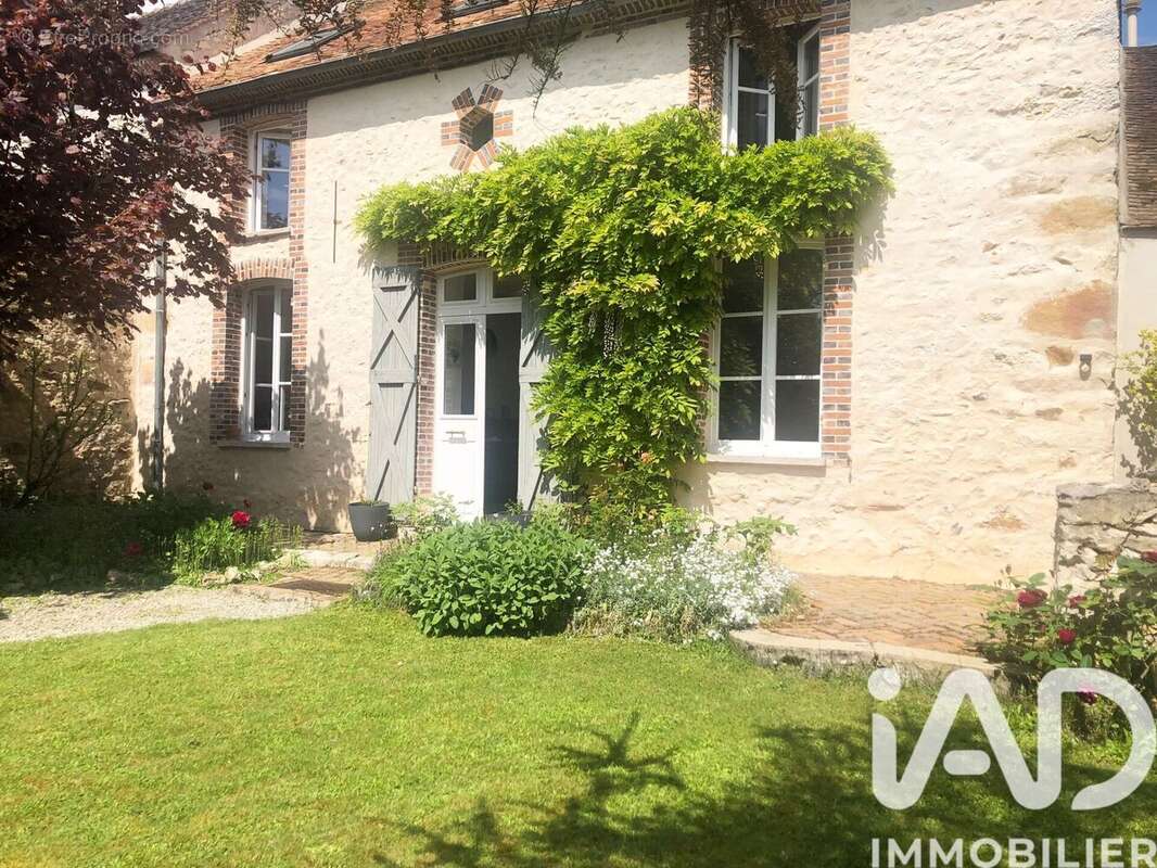 Maison 92 m² à Thenisy  - photo 2