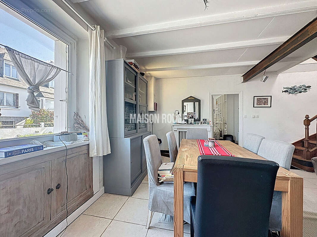 Maison à LOCQUIREC