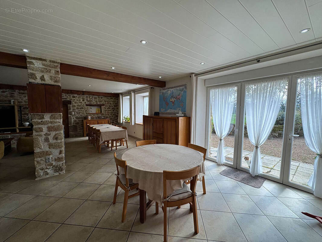 Maison 287m² à saint-flour-l'étang - photo 3