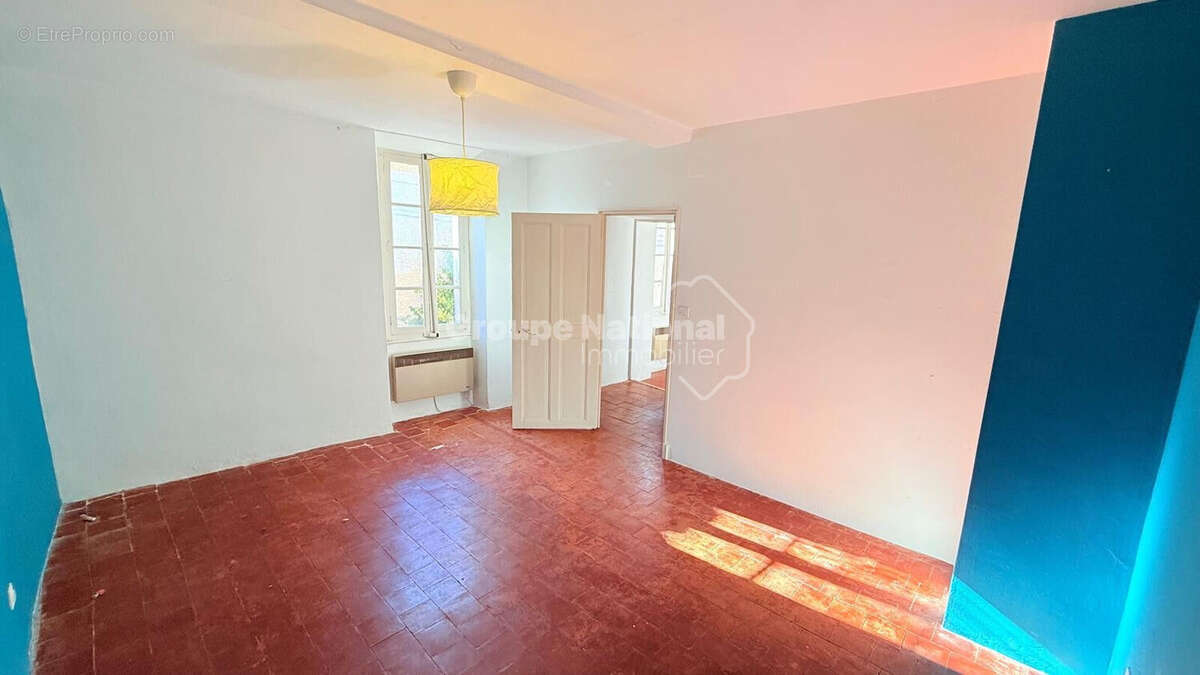 Maison à VILLES-SUR-AUZON