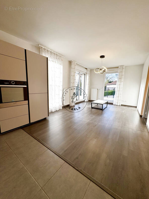 Appartement à OULLINS