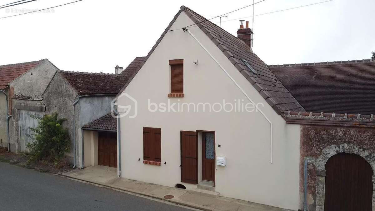 Maison rénovée + parcelle avec double garage - photo 15