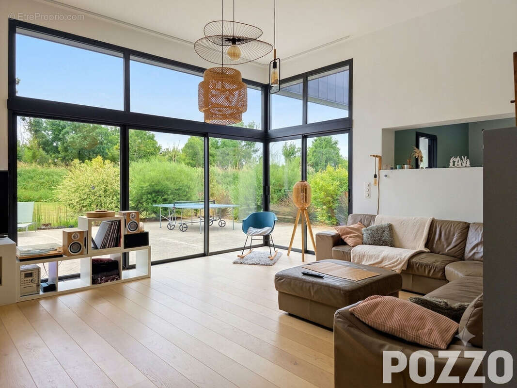 A vendre: Maison contemporaine à Quettreville Sur Sienne- à 8 kms de la mer- sans aucun voisinage - photo 4