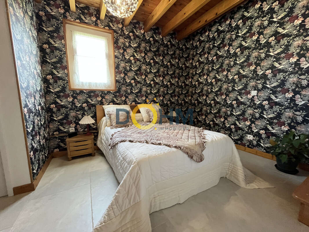Maison à PRECIEUX