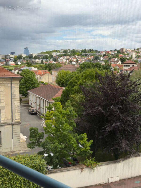Appartement à RUEIL-MALMAISON