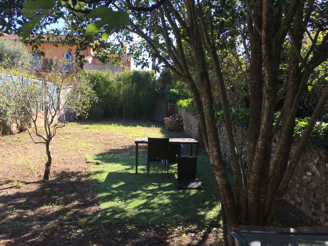 Maison à PLAN-DE-LA-TOUR