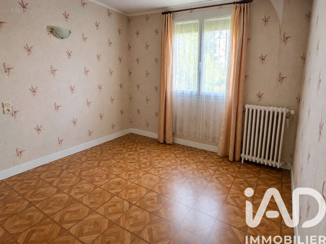 Photo 5 - Maison à SAINT-ETIENNE-DU-ROUVRAY