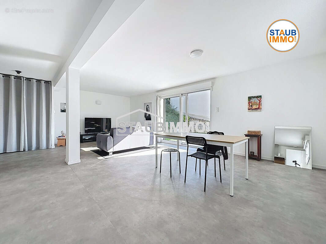 Maison à BUSCHWILLER