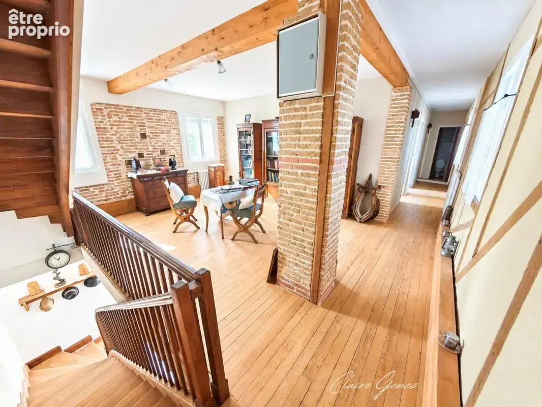 Élégante demeure de caractère de 375 m² – Charme, volumes et authenticité à vendre 12 pièces (31) - photo 7