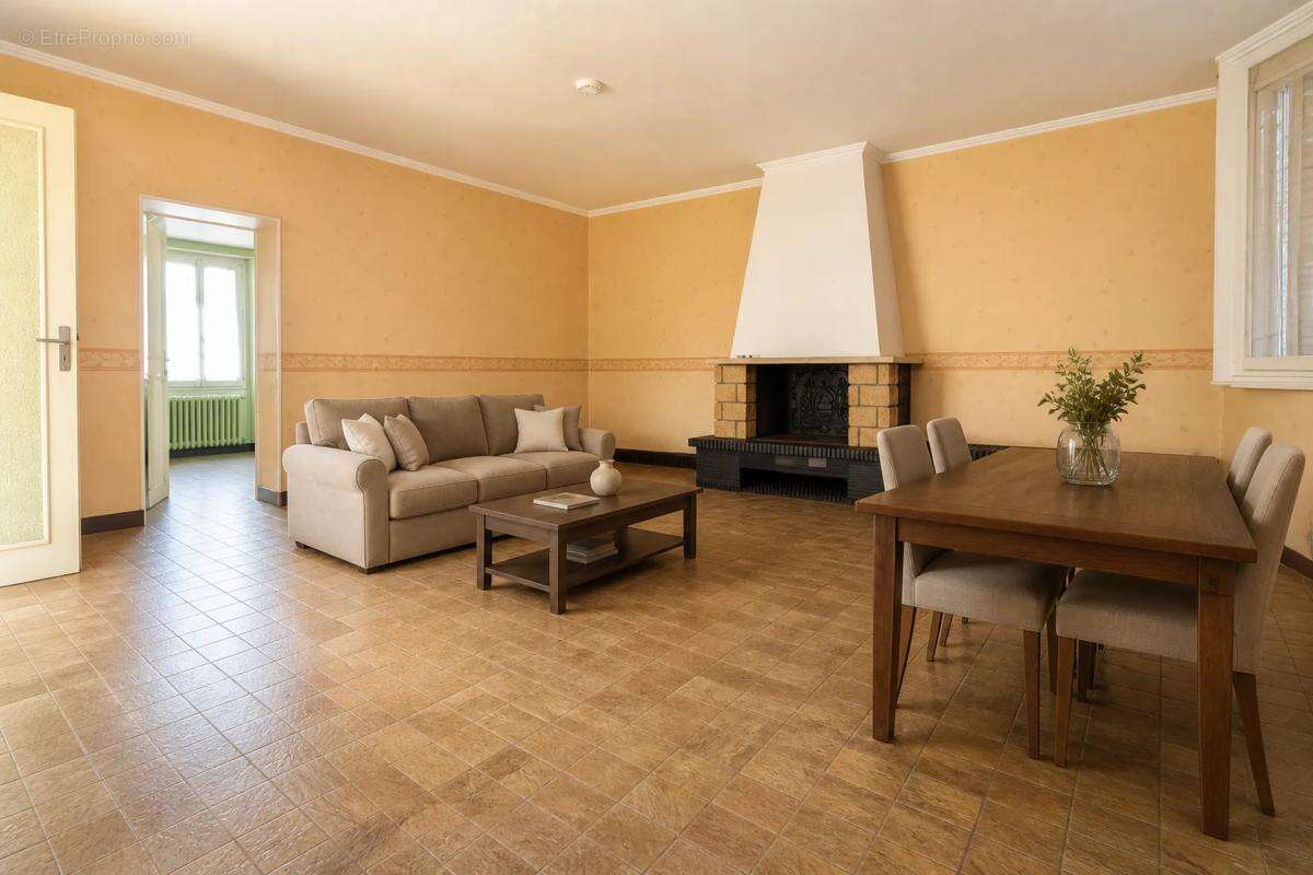 Appartement à BONNY-SUR-LOIRE