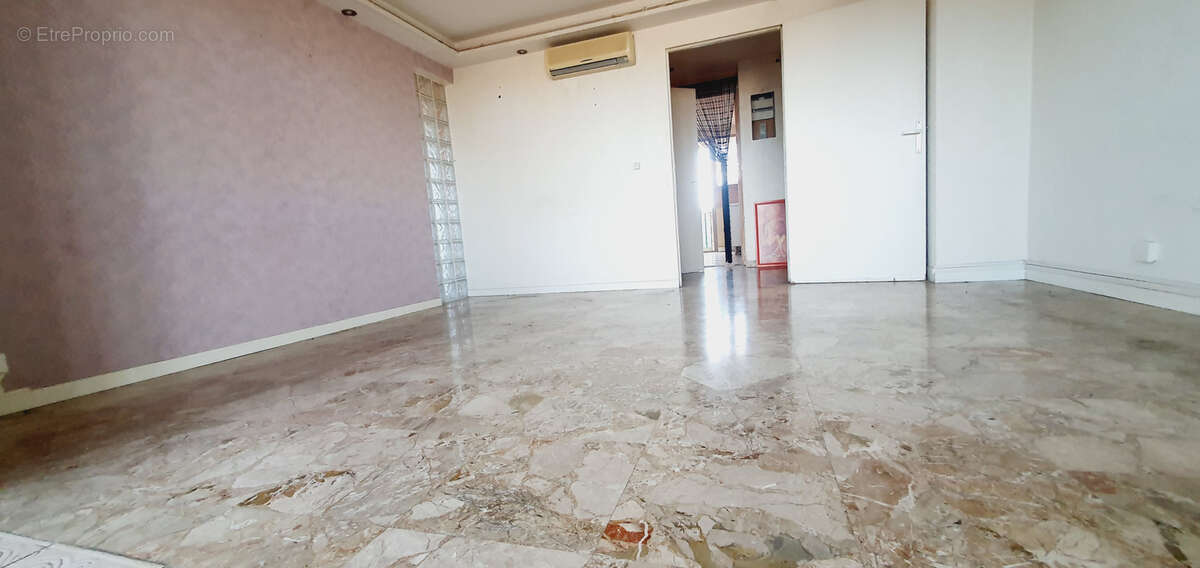 Appartement à NIMES