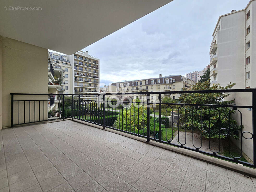 Appartement à BOURG-LA-REINE