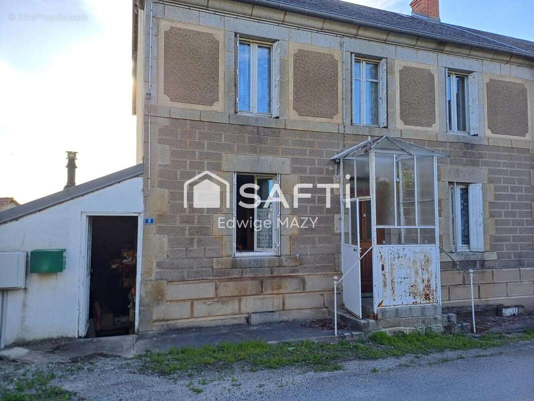 Photo 3 - Maison à BUSSIERE-NOUVELLE