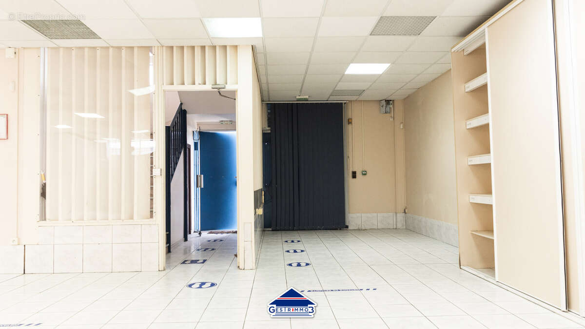 Commerce à FORT-DE-FRANCE