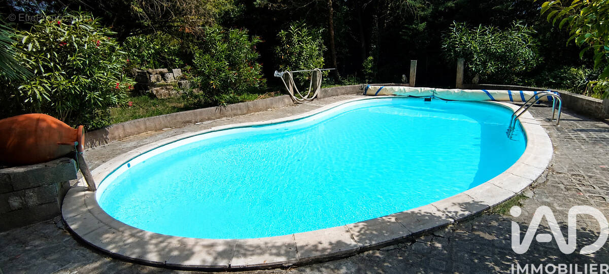 Photo 1 - Maison à SAINT-HILAIRE-DE-BRETHMAS