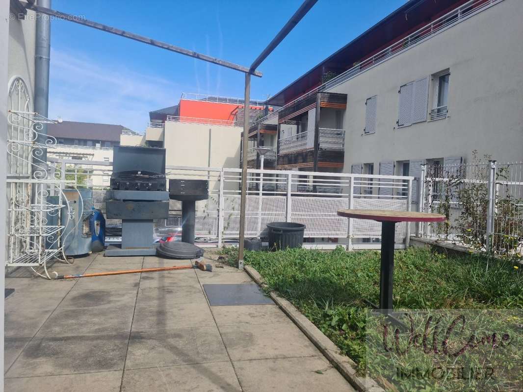 Appartement à VILLE-LA-GRAND