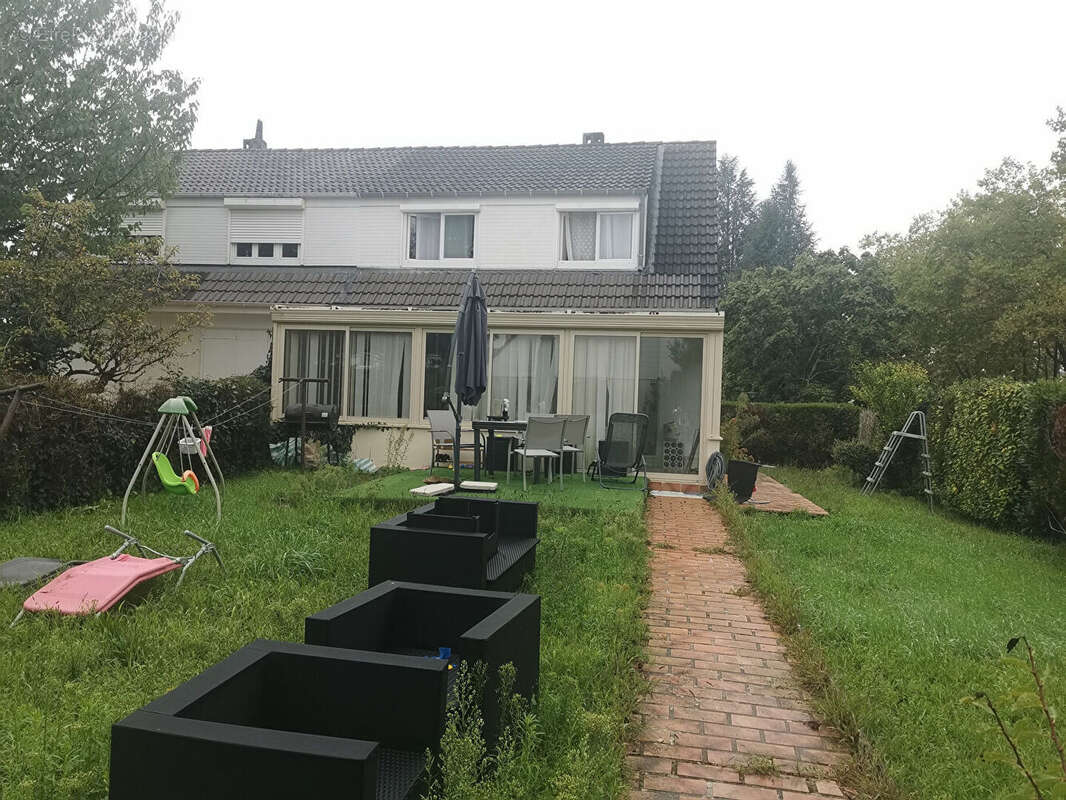 Maison à CHATELLERAULT