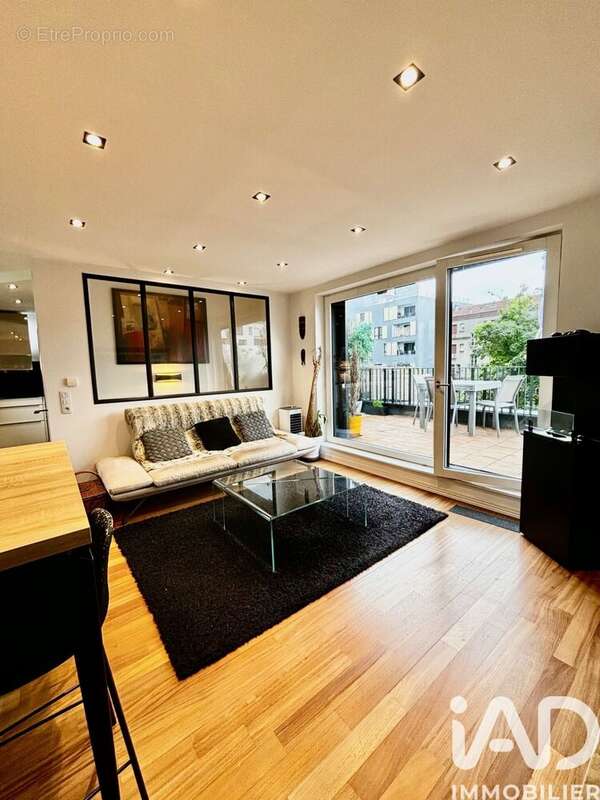 Photo 2 - Appartement à NANTERRE