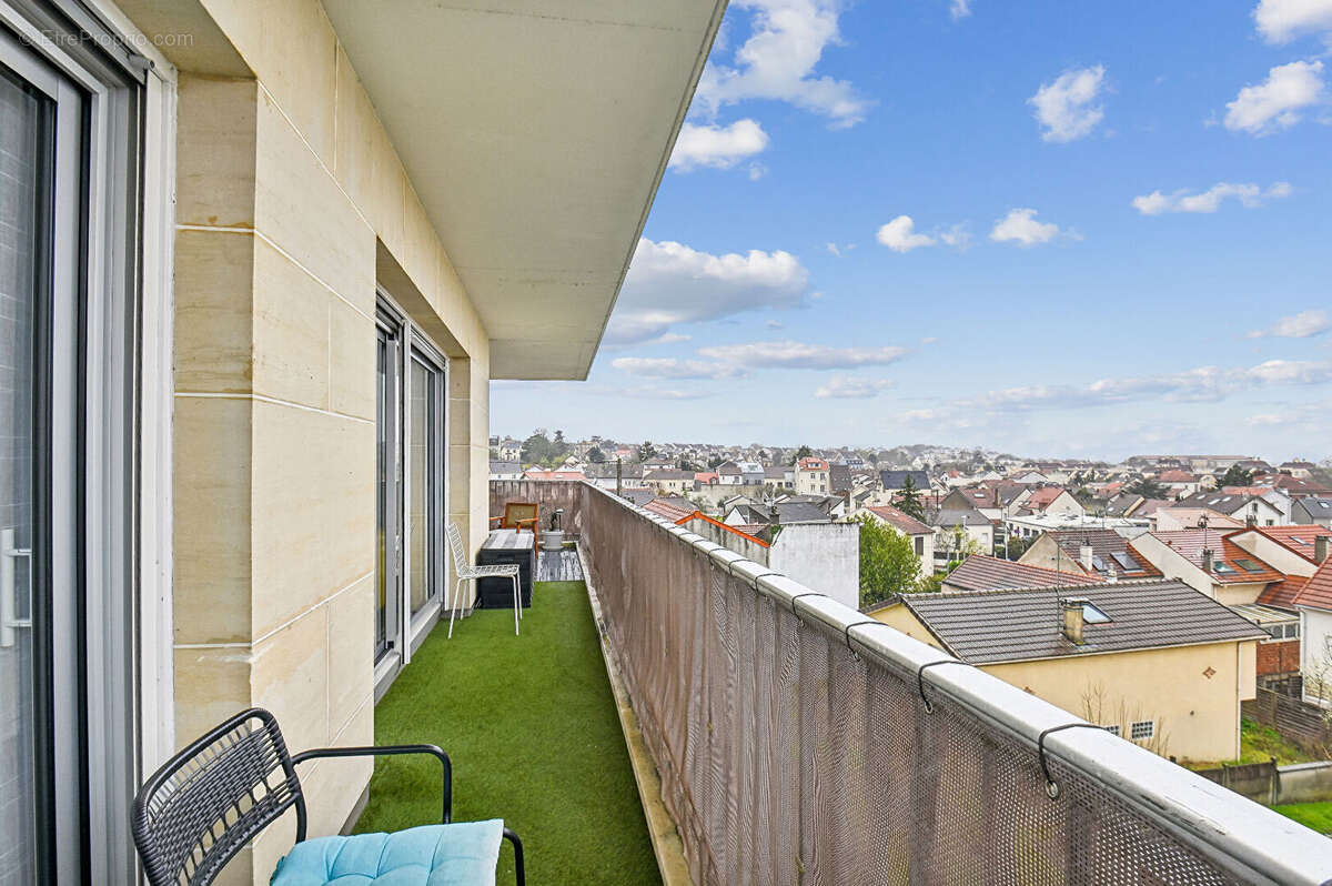 Appartement à NANTERRE