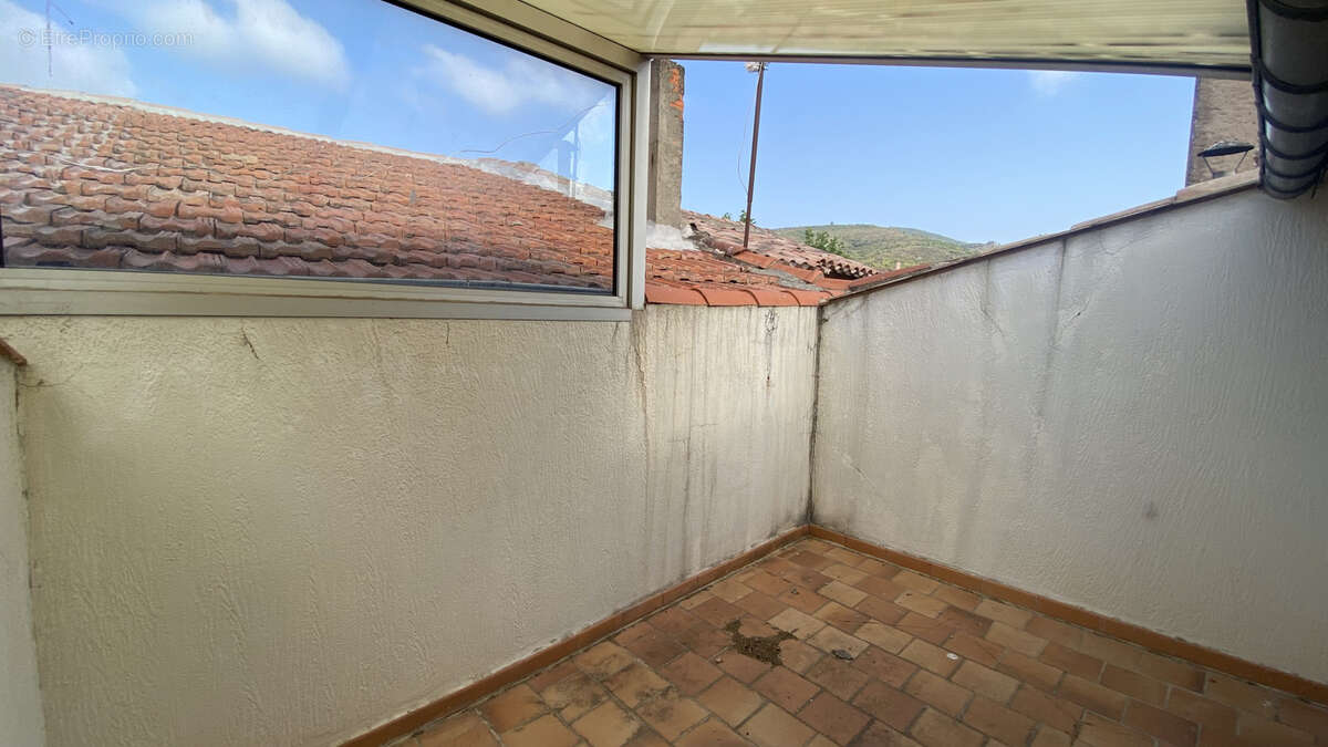 A vendre maison de village de 78 m2 avec balcon et terrasse à Caunes-Minervois - photo 20