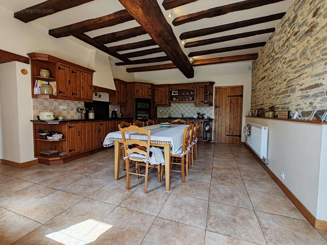 Maison à MARTIGNE-FERCHAUD