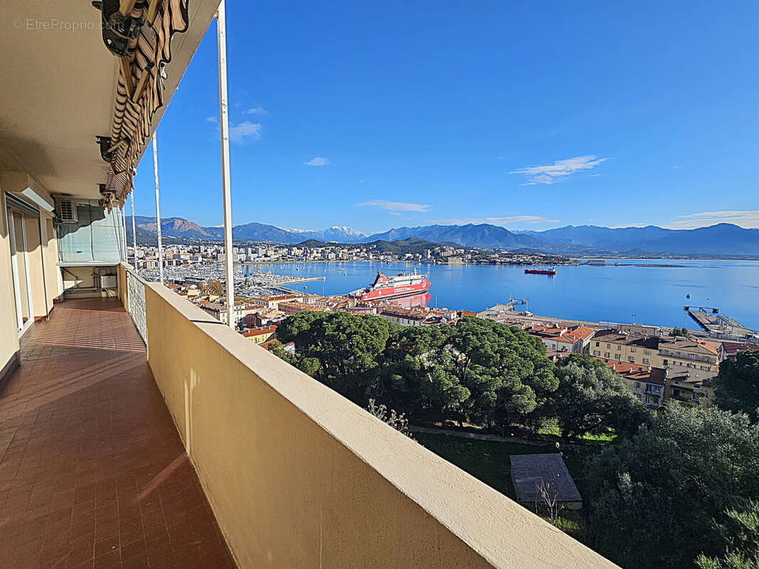 Appartement à AJACCIO