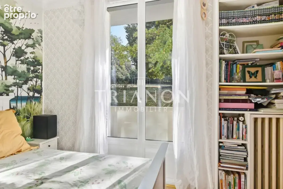 Un cadre privilégié pour ce bel appartement de 5 pièces et 81m² - photo 8