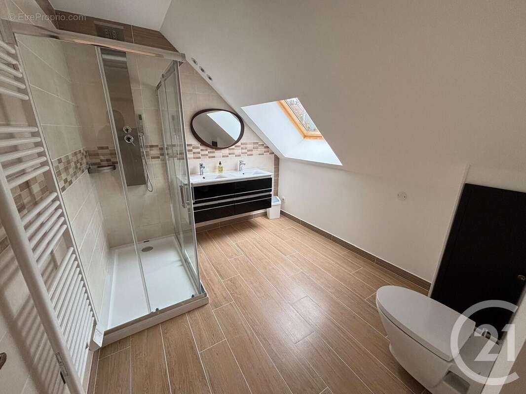 Maison à LA CHAUSSEE-D&#039;IVRY