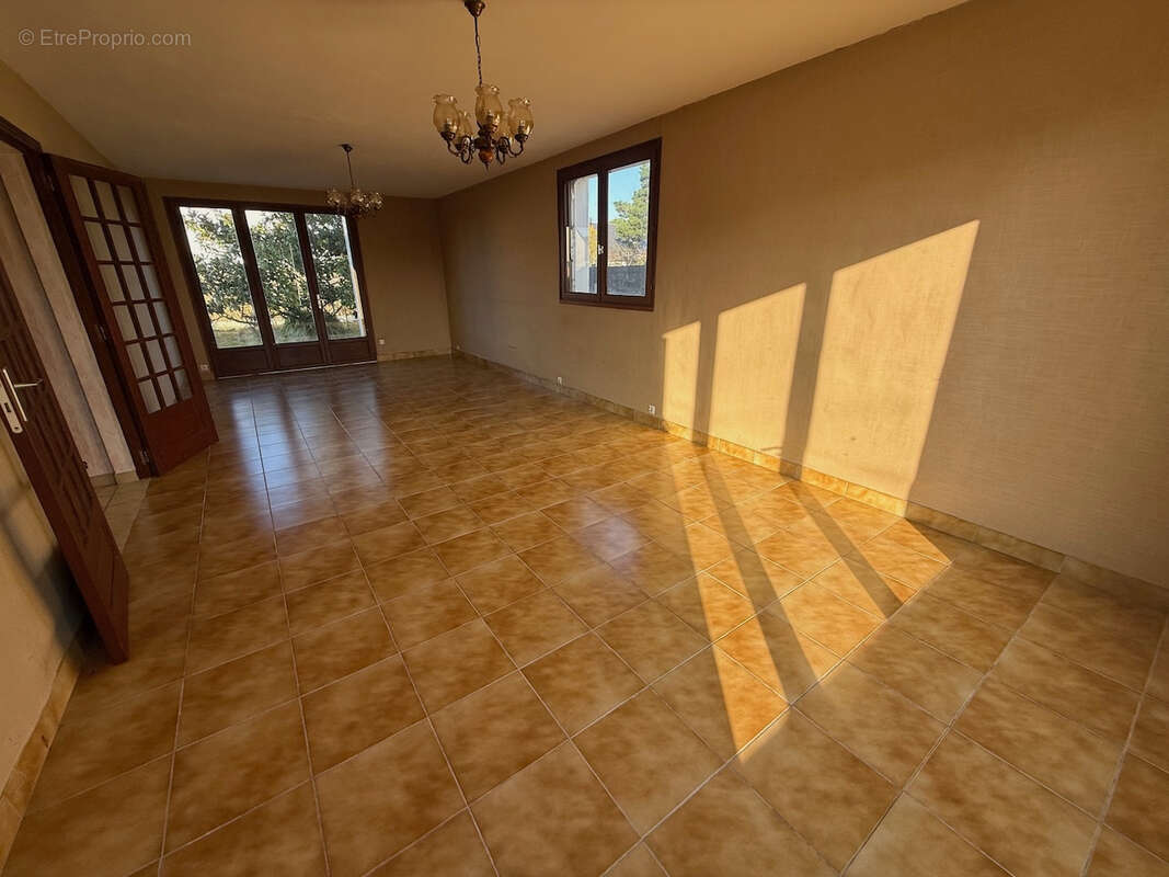 Maison à LE POULIGUEN