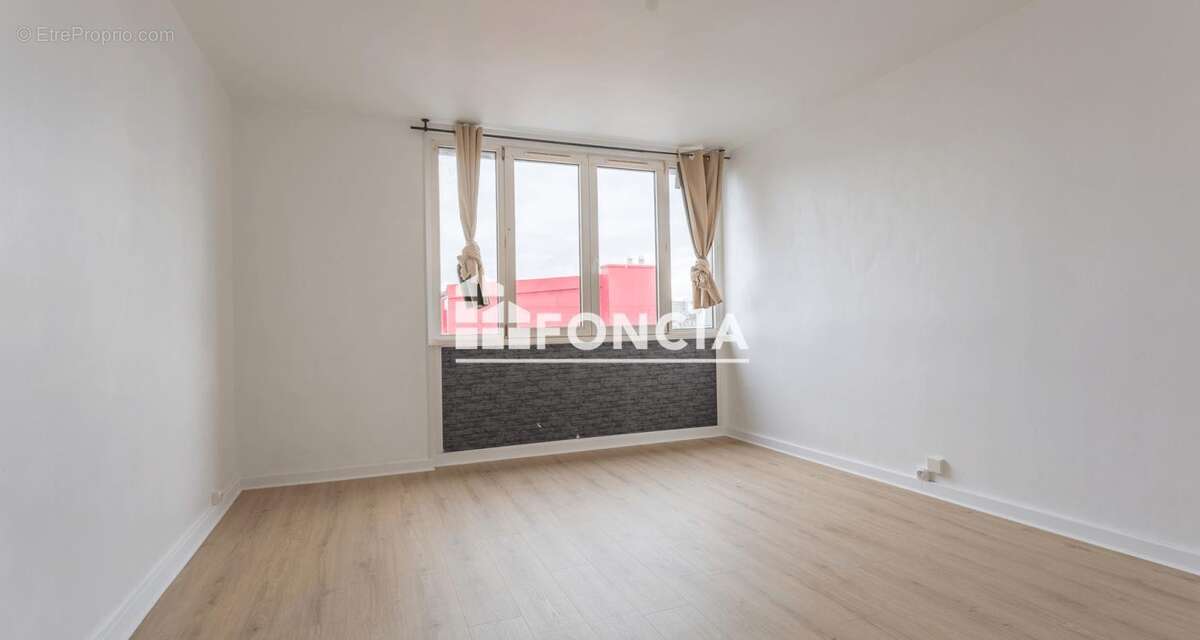 Appartement à VIRY-CHATILLON