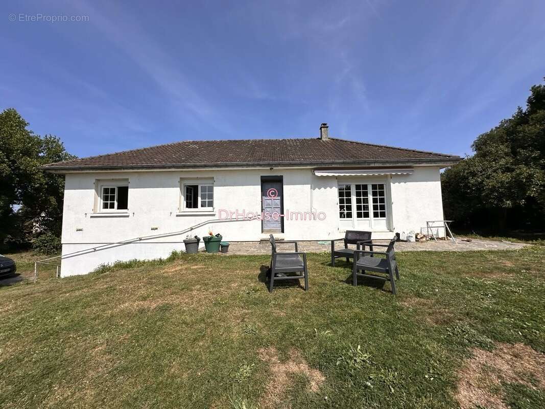 Maison à LA GRAVERIE