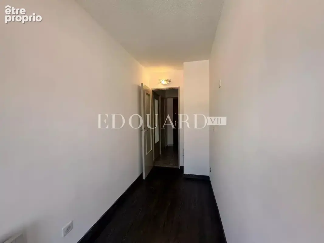 En exclusivité deux pièces avec terrasse et possibilité garage, à quelques pas de la plage du Solenzara - photo 18