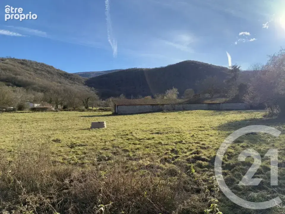 Terrain à SALEICH