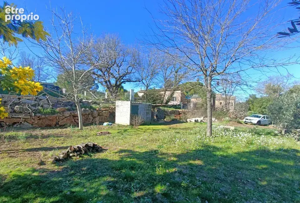 Terrain 728 m² à Le Thoronet  - photo 4