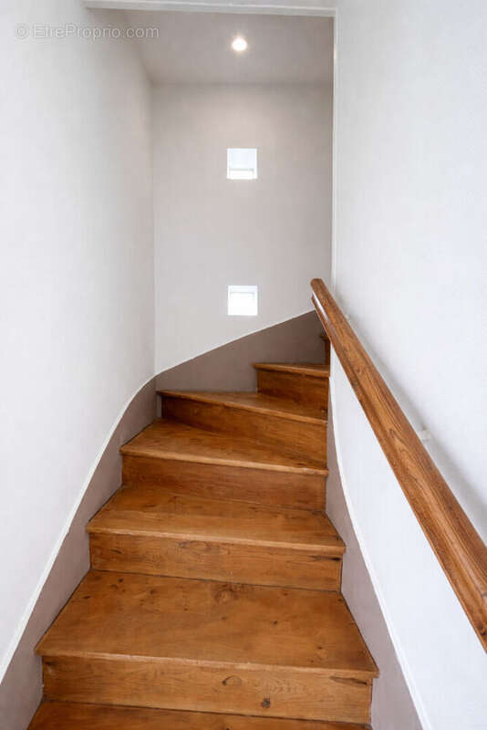 Maison à MONDEVILLE