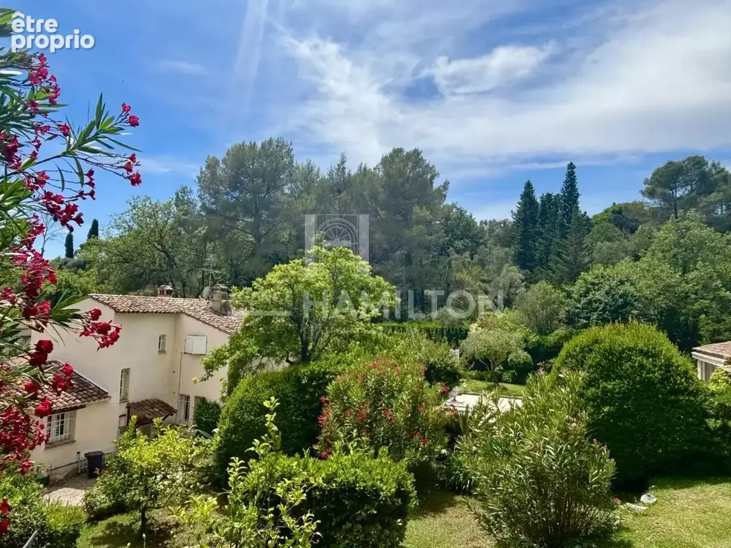 Villa provençale avec vaste terrain, piscine , 4 chambres et stu - photo 15
