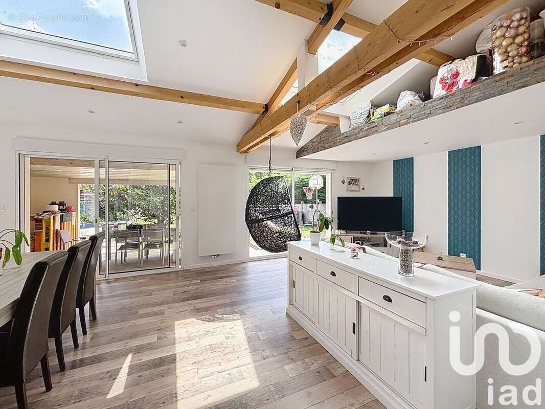 Photo 5 - Maison à CERNY