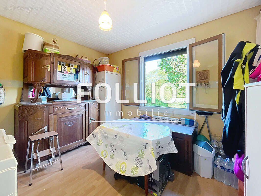 Maison à SAINT-SAUVEUR-LA-POMMERAYE