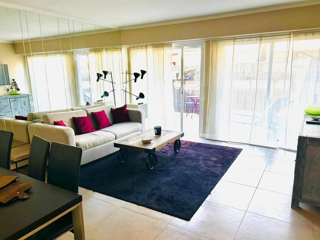 Appartement à CANNES