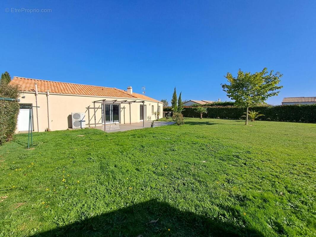 Photo 1 - Maison à PETOSSE