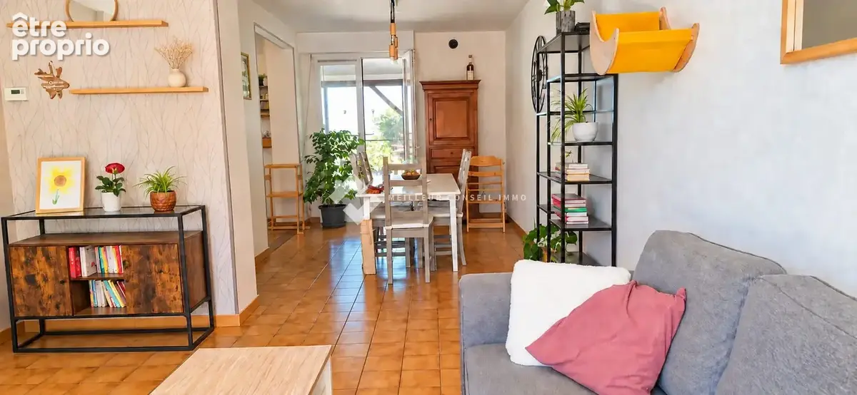 Maison 4 pièces 108 m² à vendre à Neuville-De-Poitou (86170) - photo 5