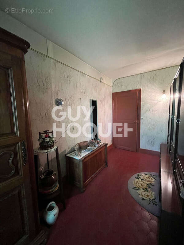 Maison à PARIS-L&#039;HOPITAL