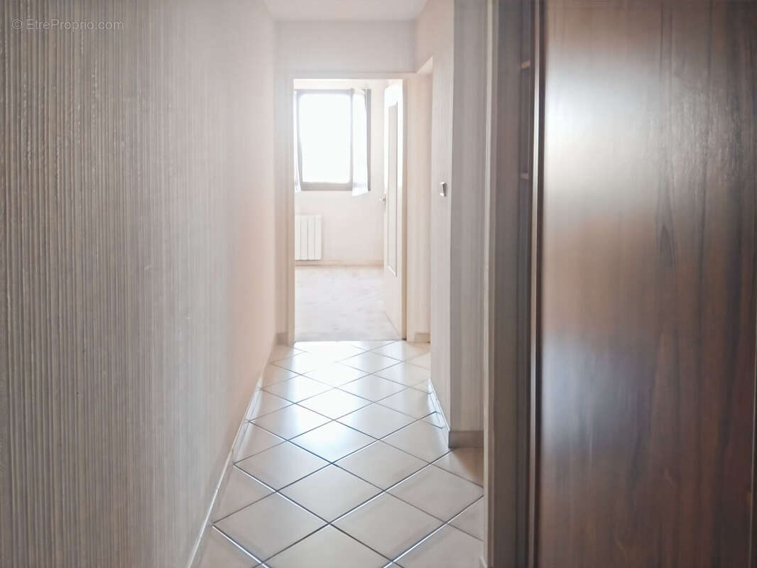 Appartement à LYON-8E